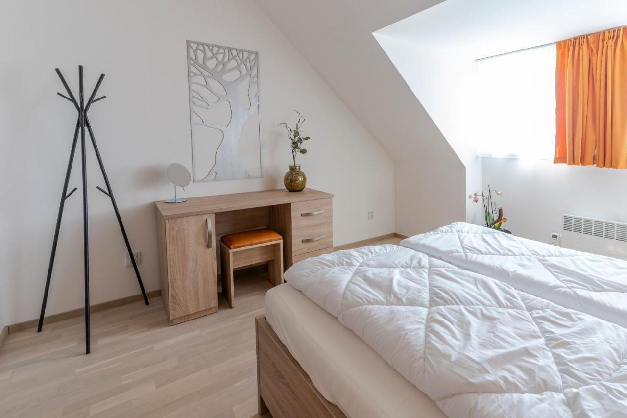 Apartman Horni Misecky - Luxusni Ubytovani Pro Dve Rodiny S Detmi Kültér fotó